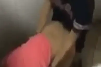 Pasangan ABG Mesum di WC Umum